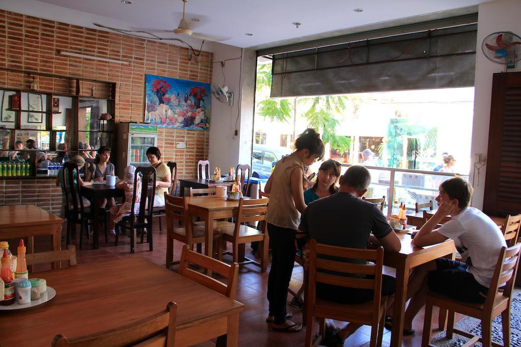 Hanhcafe Hotel Nha Trang Buitenkant foto