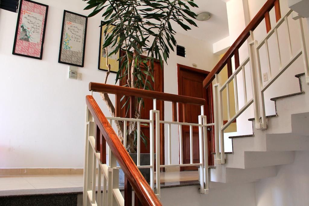 Hanhcafe Hotel Nha Trang Buitenkant foto